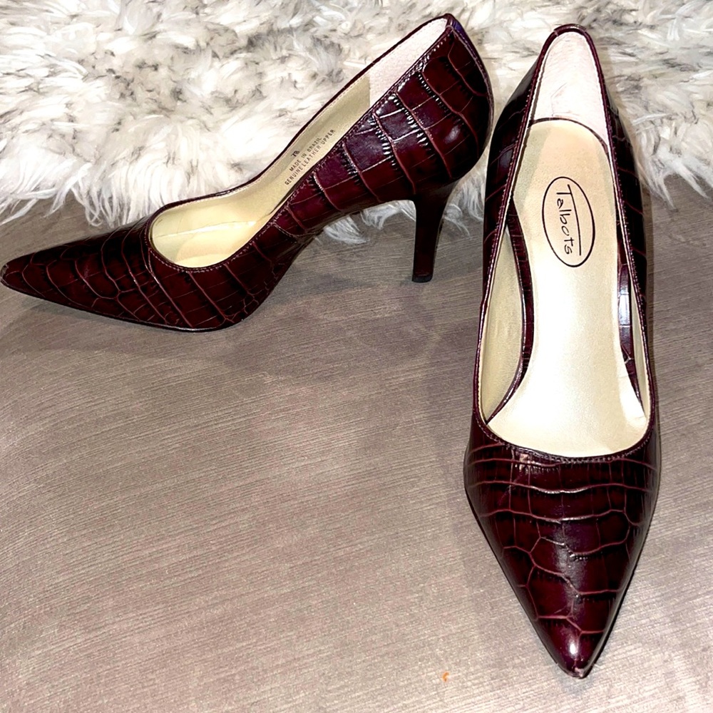 Talbots Pumps, leather, Croco look made in Brazil